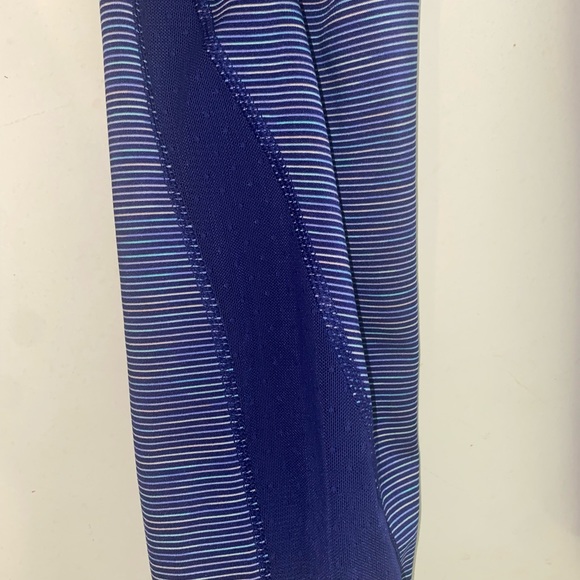 Tek Gear Dry Tek Capri Yoga Pants - Picture 4 of 5